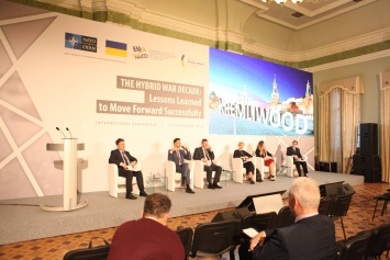 Д. Золотухин: В РФ работает целая индустрия, которая распространяет выдумки об Украине