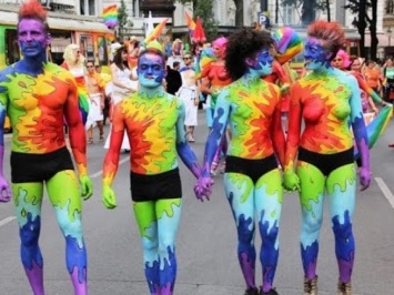 В Шотландии для школьников ввели обязательные уроки по ЛГБТ