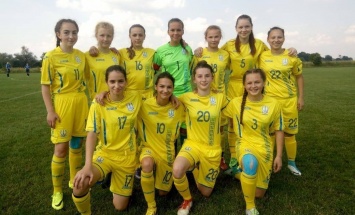 Николаевский региональный центр ищет юных талантливых футболисток