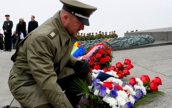 В Киеве почтили память погибших воинов