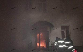 В Николаеве загорелся Дом молитвы христиан-баптистов, в здании находилось более 100 человек