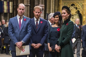 Кейт Миддлтон, Меган Маркл и принцы Уильям и Гарри на службе в Вестминстерском аббатстве