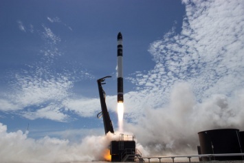 Частная компания успешно провела первый коммерческий запуск ракеты