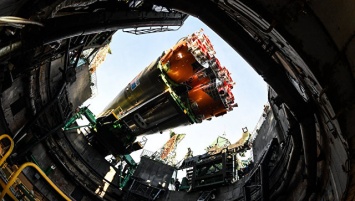 Госкомиссия одобрила установку на старт ракеты "Союз-ФГ"