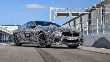 Компания BMW рассказала о купе M8
