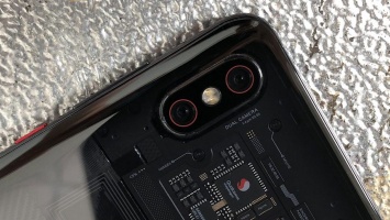 Xiaomi выпустила смартфон Mi 8 Pro в России