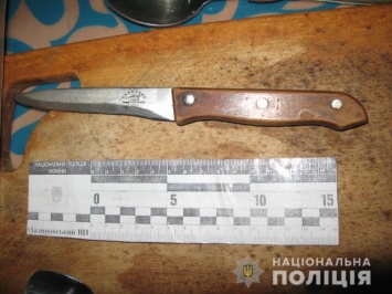 Одесса: во время семейного застолья отец ударил ножом сына