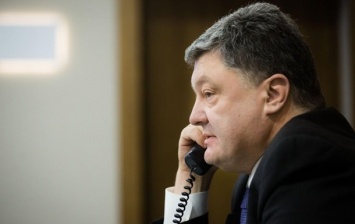 Порошенко и глава УПЦ МП Онуфрий поговорили по телефону - СМИ