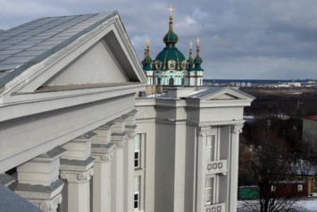 В Киеве неизвестные пытались сжечь Андреевскую церковь