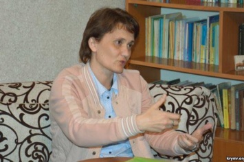 ФБС задержала на «Чонгаре» крымскотатарскую активистку Ленору Дюльбер - Смедля