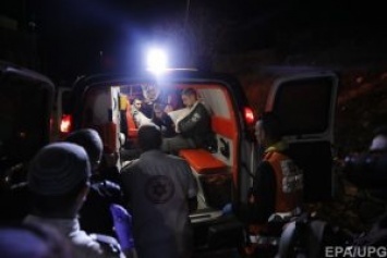 В Иерусалиме произошло вооруженное нападение с ножом на участок полиции