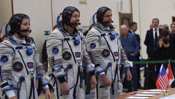 Члены экипажа, который полетит к МКС, уверены в надежности "Союза"