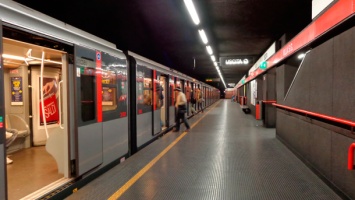 В Милане экстренно остановили поезд метро. Есть пострадавшие