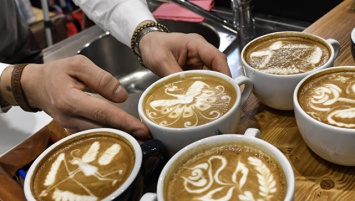 Ученые выяснили, почему людям нравится пить горький кофе