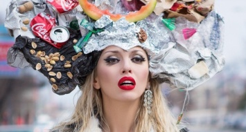 «Lady Gaga по-украински»: Олю Полякову обвинили в копировании стиля известной американской певицы