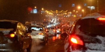 Власти Москвы предупредили о дорожном коллапсе в конце декабря