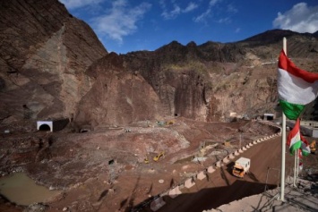 В Таджикистане запустили ГЭС, дамба которой станет самой высокой в мире