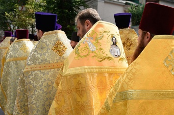 Священникам Польской православной церкви запретили общаться с УПЦ КП