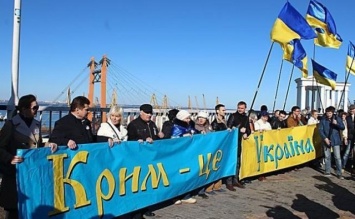 ''Украинцы с большой буквы'': Ницой восхитилась поступком семьи переселенцев