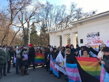 Организаторы марша за права трансгендеров: Полиция заявила, что не может обеспечить нашу безопасность