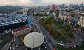 Полиция проверяет информацию о стрельбе на "Лыбедской" в Киеве, известно о драке, в которой нет серьезно пострадавших