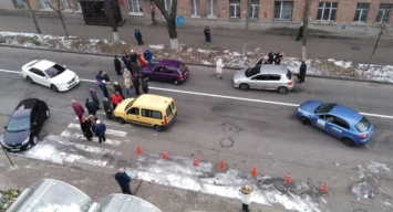 Жители улицы Зоологической в Киеве митингуют из-за отсутствия отопления (фото)