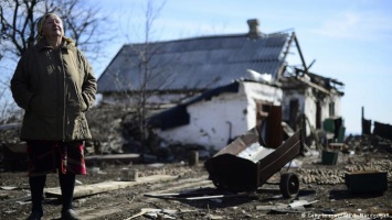 Пенсии для всего Донбасса: Украина пока не нашла оптимального решения