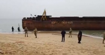 Генерал-пограничник "потерял" судно с рекордной контрабандой русских сигарет