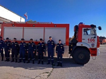 Новую пожарную автоцистерну получили спасатели в пгт Почтовое