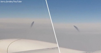 Что это?? Пассажиры самолета сняли на видео НЛО