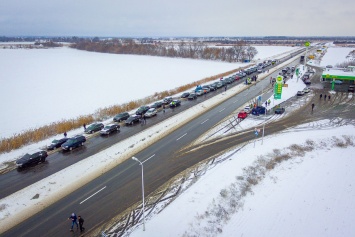 Под Днепром Полтавское шоссе заблокировали «евробляхеры»