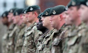 Великобритания увеличит военную помощь Украине