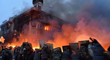 Скандал: в годовщину Майдана открыли ресторан в сгоревшем Доме Профсоюзов