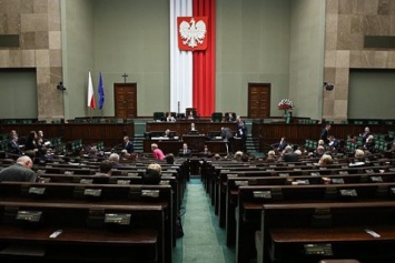 Польша готова отказаться от спорной судебной реформы по требованию ЕС