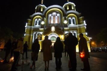На главу Православной церкви в Украине есть несколько претендентов - СМИ
