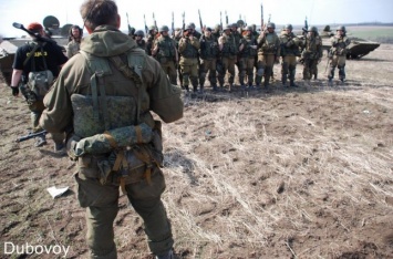 В оккупированных Донецке и Луганске вербуют курсантов "ростовских лагерей" - ИС