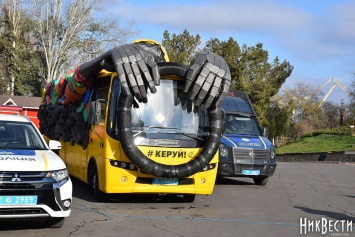 В Николаеве в рамках программы «Керуй» показали «автобус-призрак»
