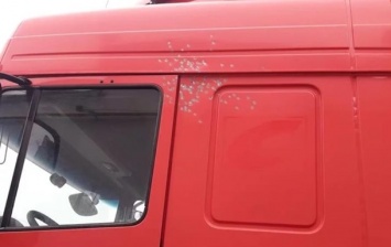 На Львовщине неизвестный обстреливает машины на трассе - СМИ