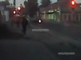 ВИДЕО ДТП в Ахтырке: проезд на красный закончился столкновением с ВАЗом