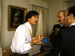 Как Стив Джобс приезжал в СССР продавать Macintosh