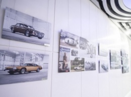 Фотографии проследят 80-летнюю историю Jaguar