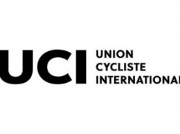 UCI разрешил велокомандам во всех категориях пользоваться радиосвязью