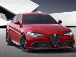 Alfa Romeo рассказала о моторах седана Giulia