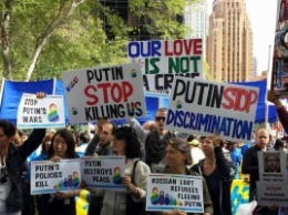 В Нью-Йорке проходят акции протеста против приезда Путина