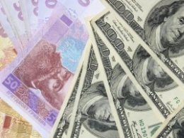 Межбанк закрылся снижением курса доллара до 21,50-21,60 грн, евро - 23,99-24,10 грн