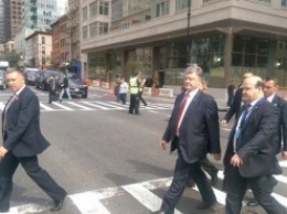 Петра Порошенко вынудили передвигаться по Нью-Йорку пешком