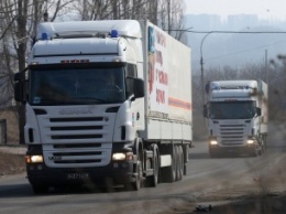На Донбасс выдвинулся 40-й по счету гуманитарный конвой из России