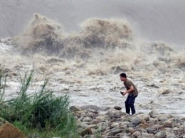В Тайване бушует мощнейший тайфун Ду-Цзюань, есть жертвы