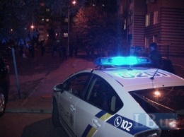 В Дарницком районе во дворе дома зарезали мужчину