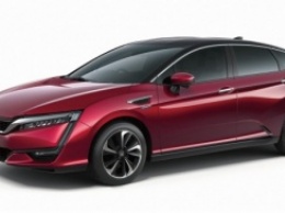 Японцы рассекретили серийную версию водородного хэтчбека Honda FCV